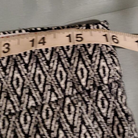 Kenar tribal print chino shorts navy white 8 - Picture 4 of 6